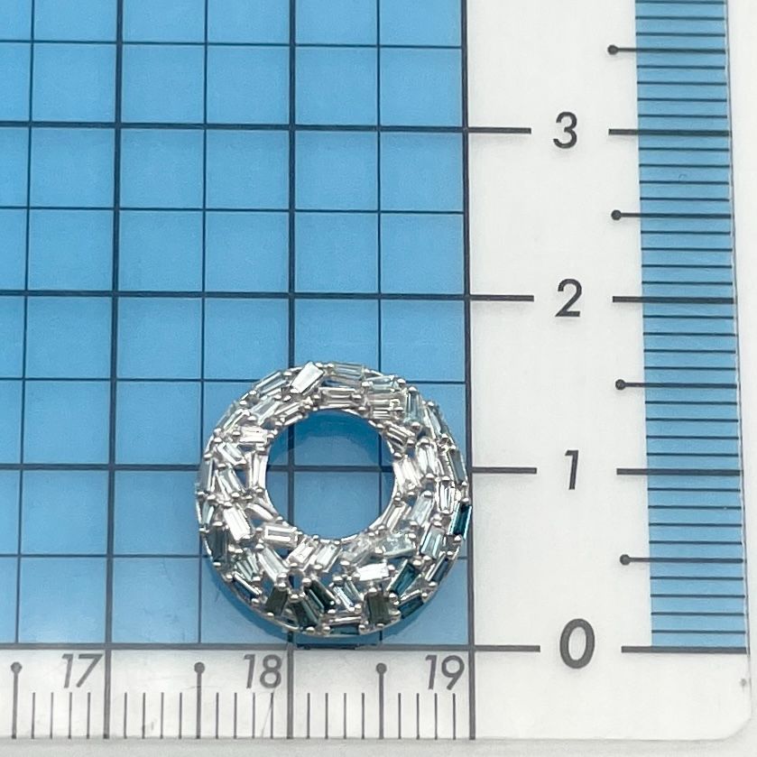 K18WG ブルーダイヤ 0.40ct ネックレストップ/25-773S - メルカリ 