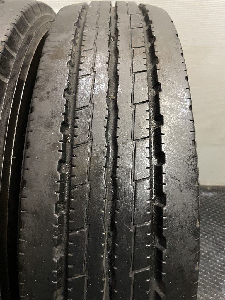 YOKOHAMA LT151R 205/80R17.5 120/118L LT 12PR 17.5インチ ライト