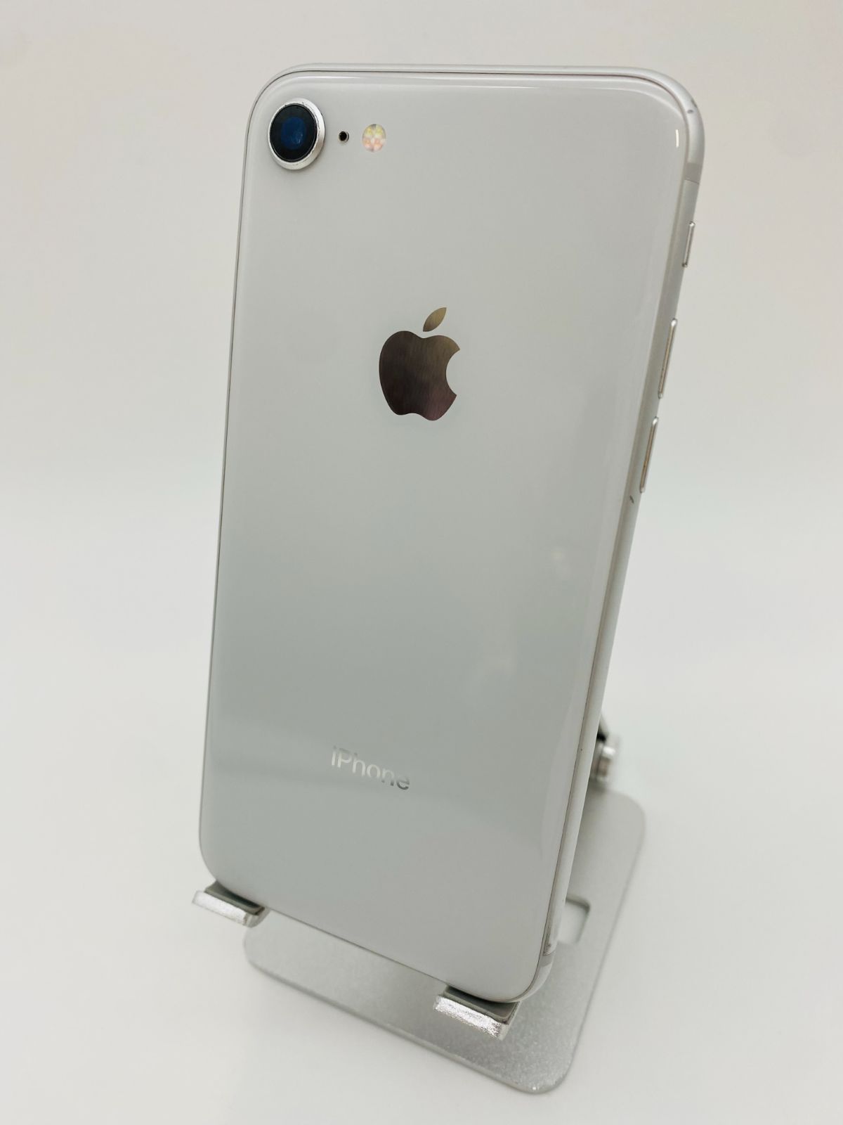 iPhone8 64GB シルバー/シムフリー/大容量2300mAh 新品バッテリー100