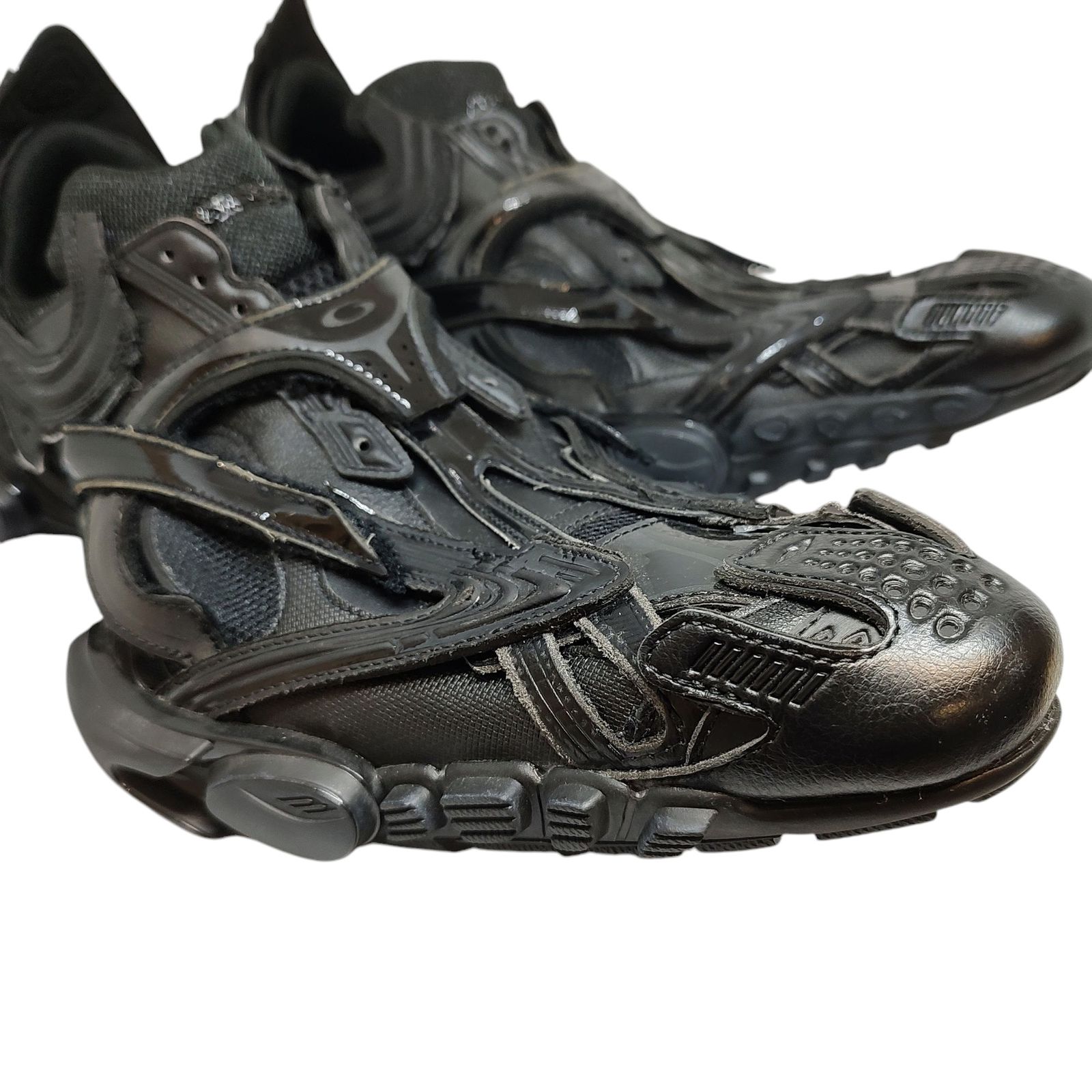 BALENCIAGA バレンシアガ Reptile レプタイル スニーカー 799518