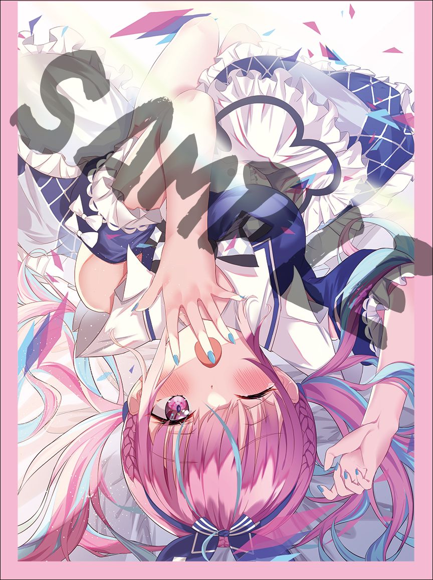 ホロライブ 湊あくあ 「寝そべりあくたん」 カードスリーブ - メルカリ