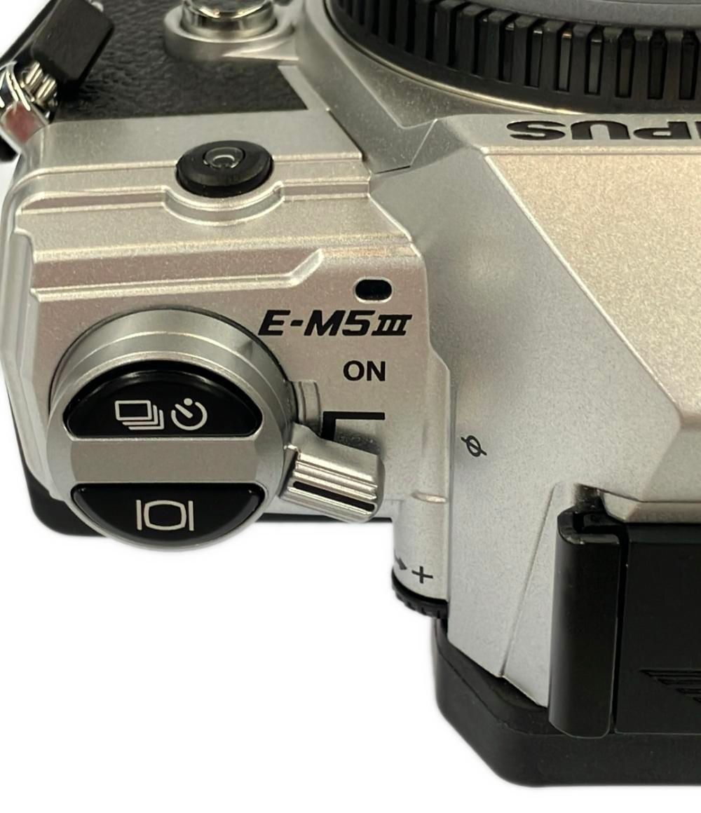 OLYMPUS