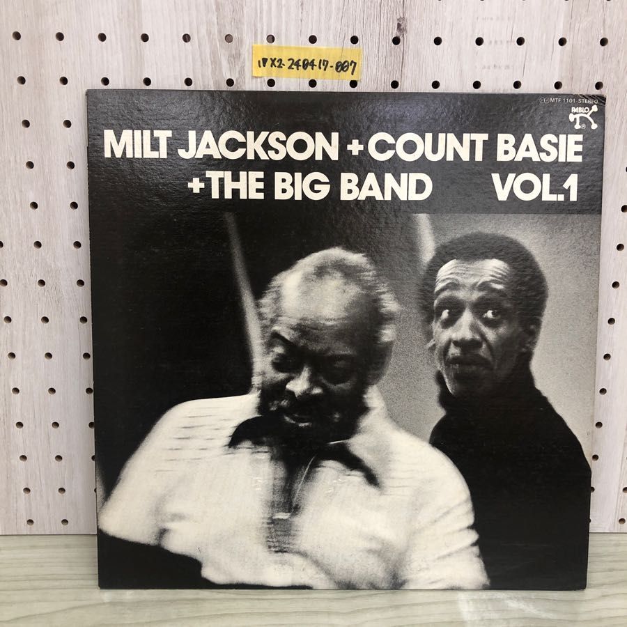 1▽ LP MILT JACKSON COUNT BASIE THE BIG BAND VOL.1 MTF11011 ミルト・ジャクソン・ウィズ・ベイシー・ビッグ・バンド  帯ライナーなし - メルカリ