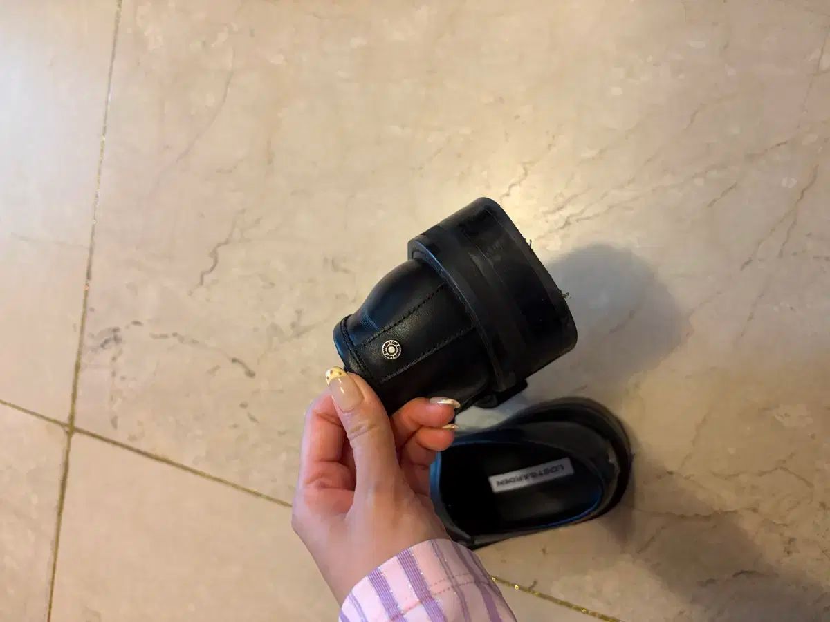 240 チャンキーヒールウォーカー