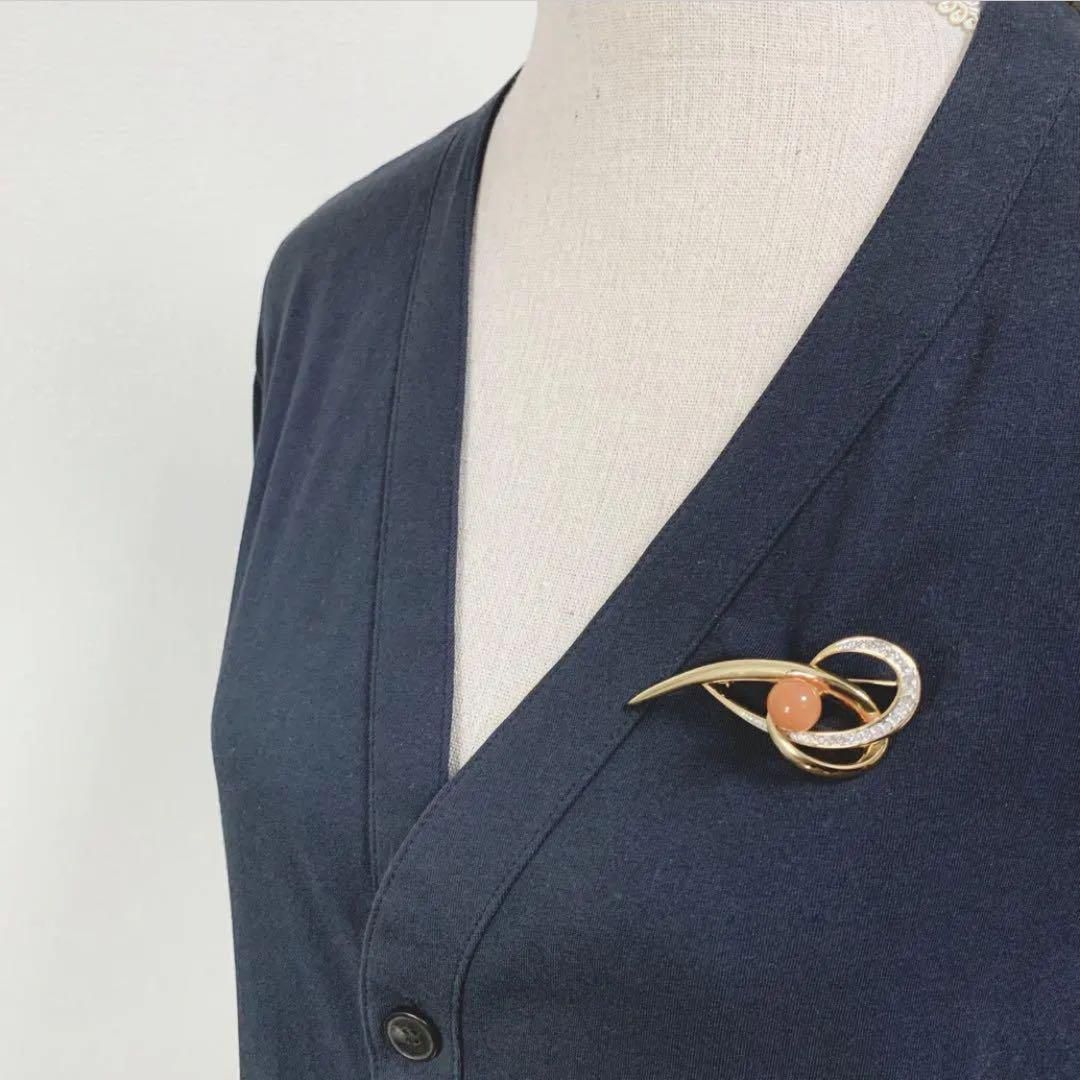 ギフトに最適。 ヴァンドームブティック ゴールド ブローチ ラインストーン 絶対お買い得！