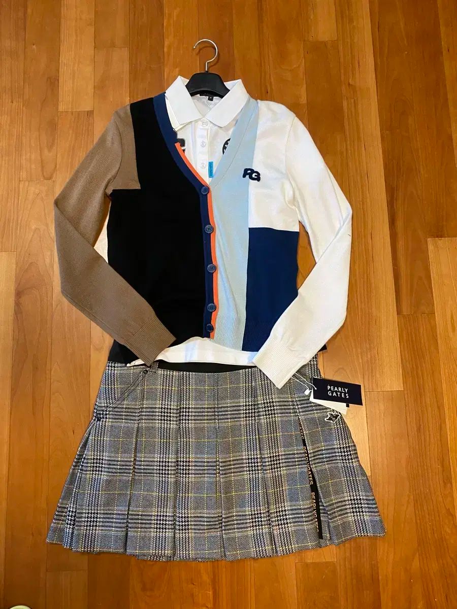 Vネック カーディガン