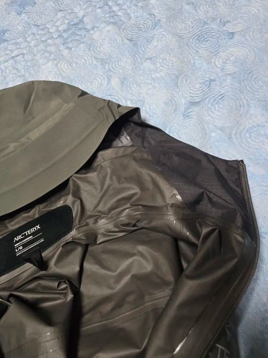 ARC TERYX アークテリクス x 梁 ゼタ SL ジャケット グレー HRDEVELOPMENT_JP