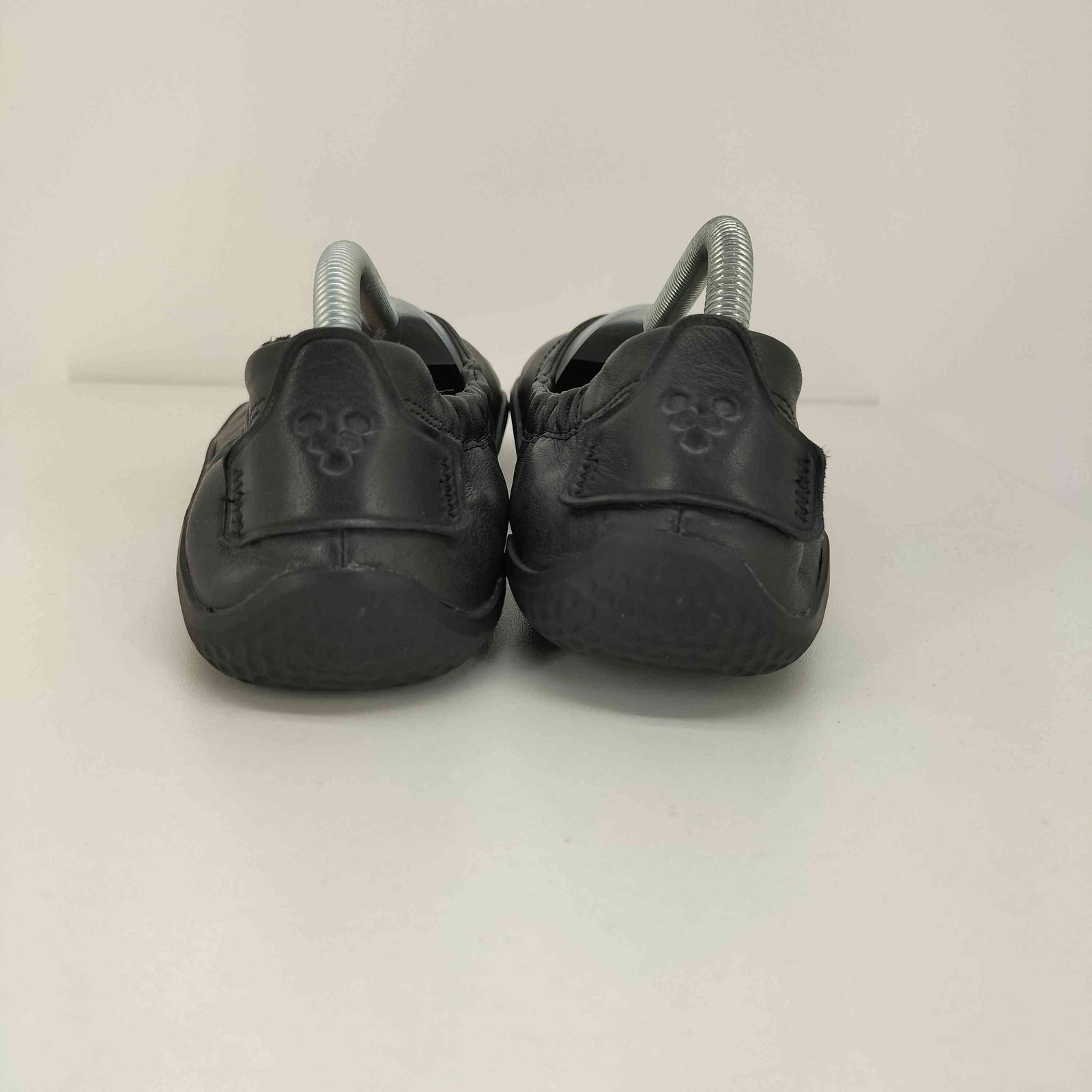 vivobarefoot】プライマスアサナ YIN バレリーナレザー