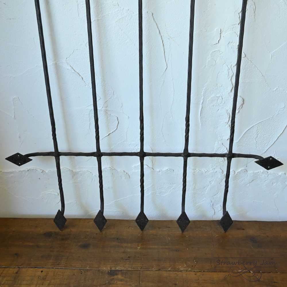 アイアンゲート