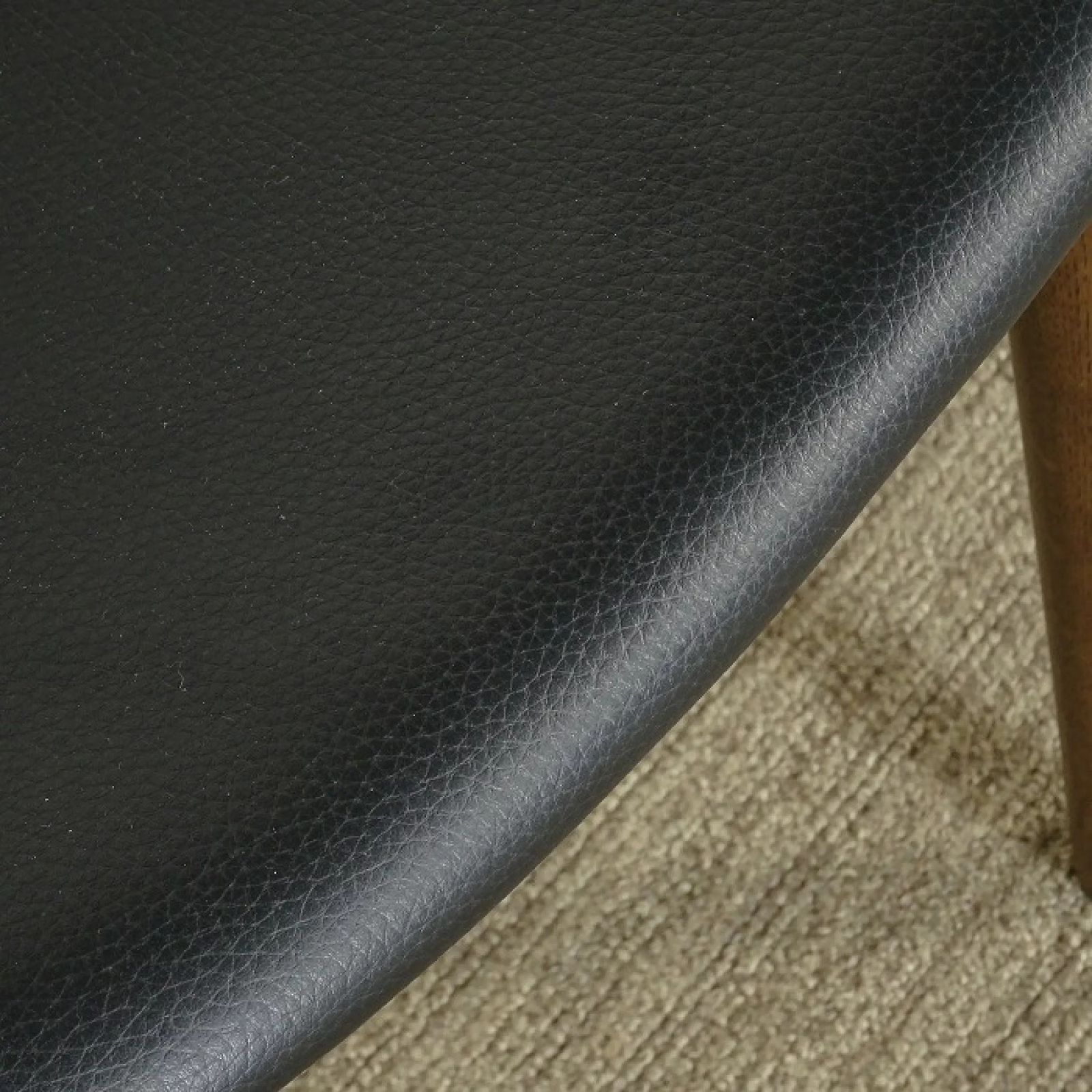 ◾︎SELUNO◾︎ 展示 BoConcept ボーコンセプト Hamilton ハミルトン ダイニングチェア 4脚セット 黒本革 50万 v741 MARWIL-DEMENAGEMENTS_CH