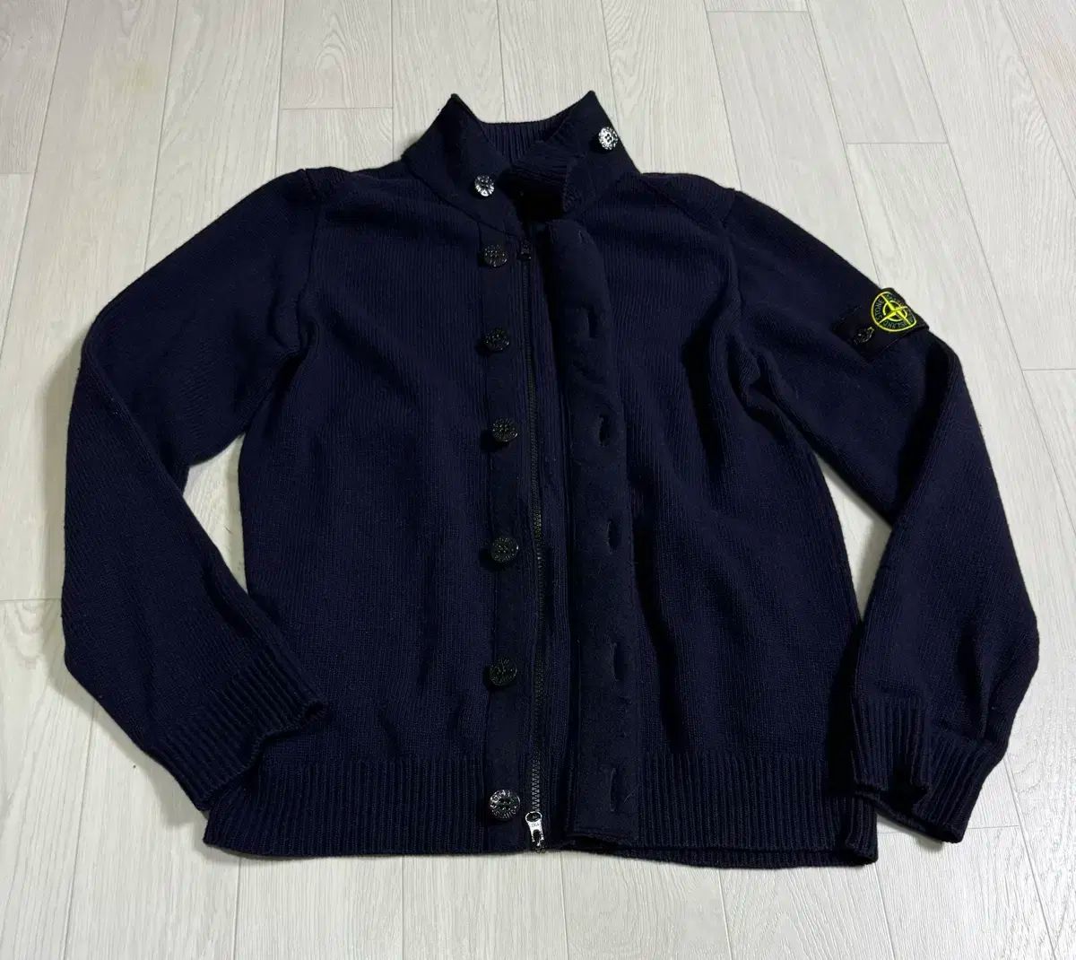 STONE ISLAND(ストーンアイランド) カーディガン 【公式通販】