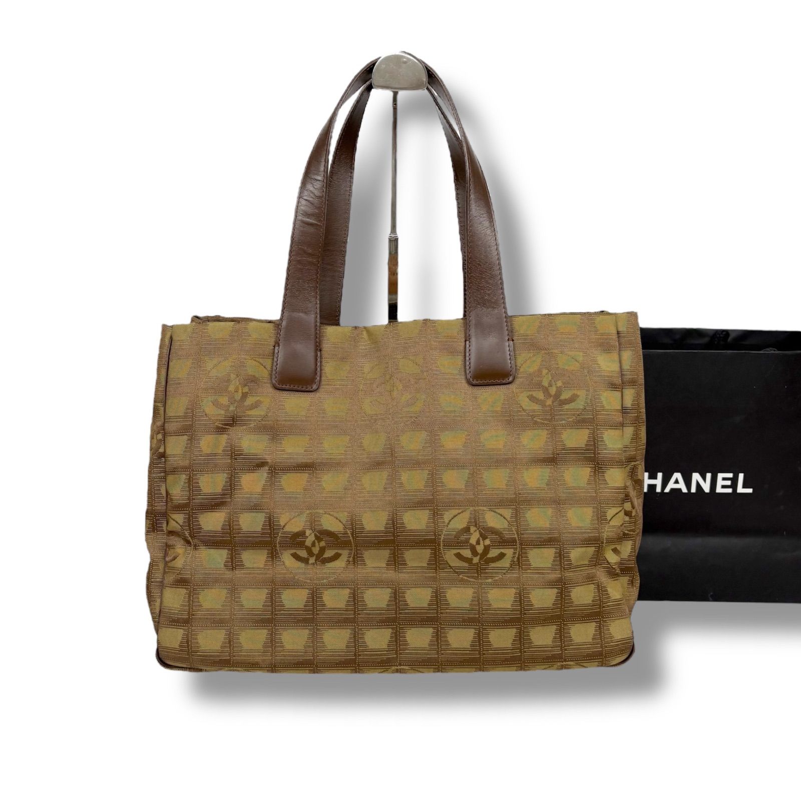 1円 CHANEL シャネル ココマーク ニュートラベルライン ナイロン