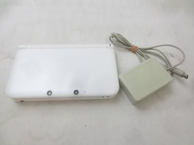 ゲーム ニンテンドー3DS LL 本体 SPR-001 ホワイト 動作品 充電器付き