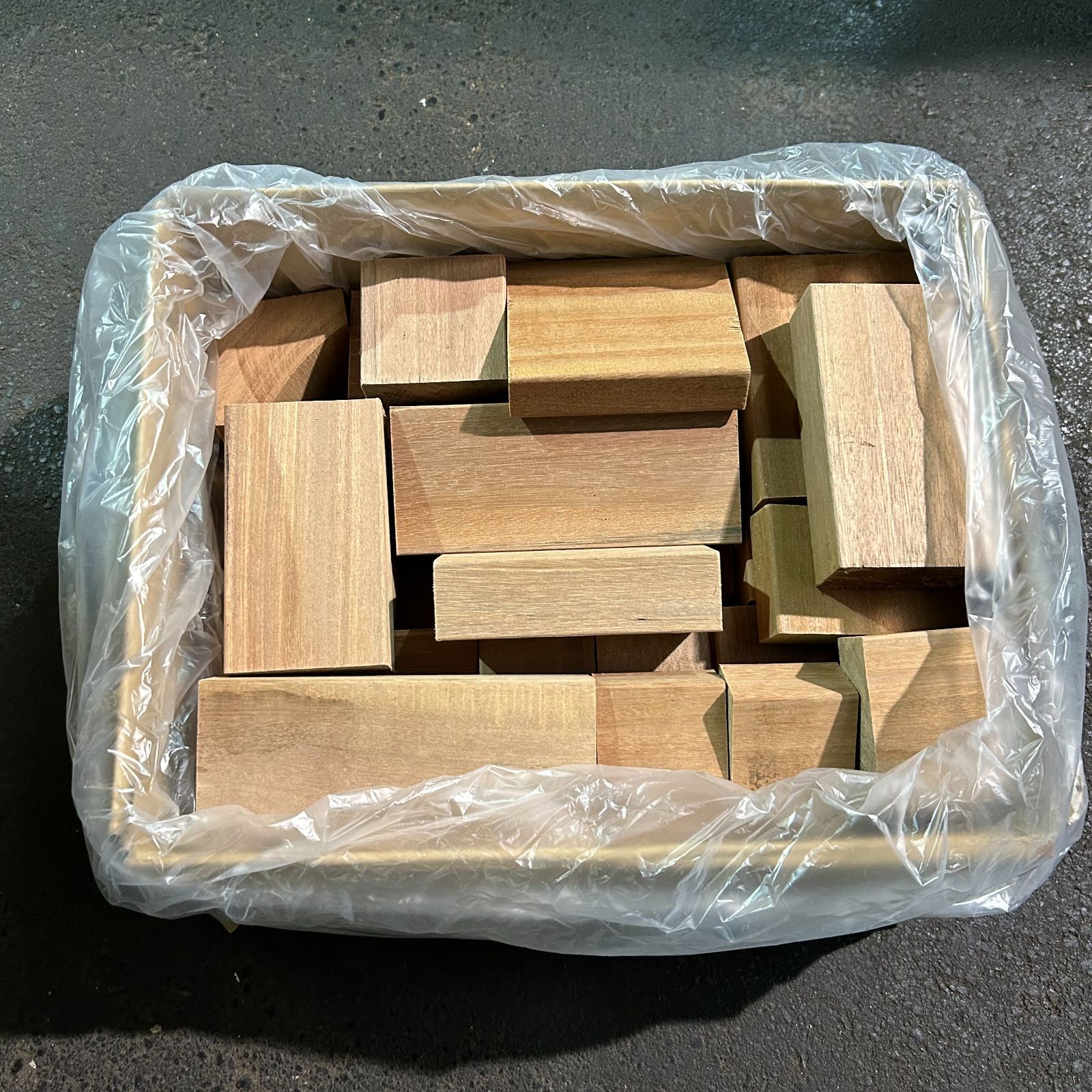 ハードウッド 端剤 詰め合わせ 天然木 ウッドデッキ材 木材 端材 