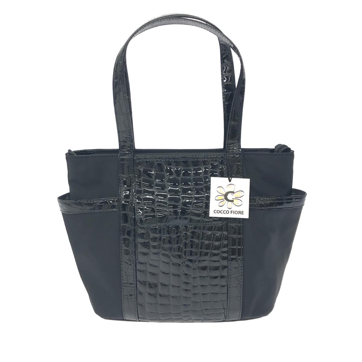コッコフィオーレ COCCO FIORE ショルダーバッグ エナメル（レザー 