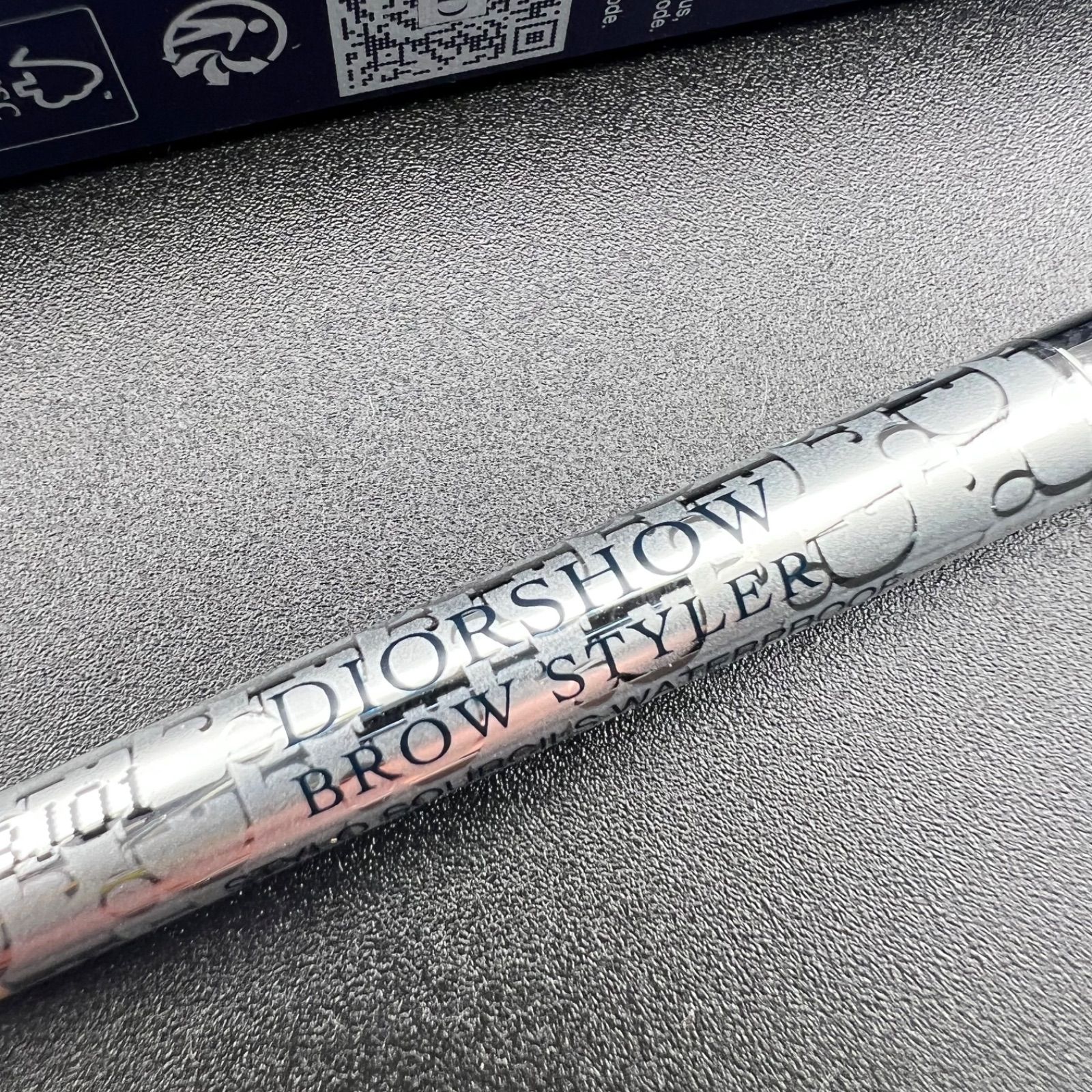 Dior ディオール ショウ ブロウ スタイラー ウォータープルーフ