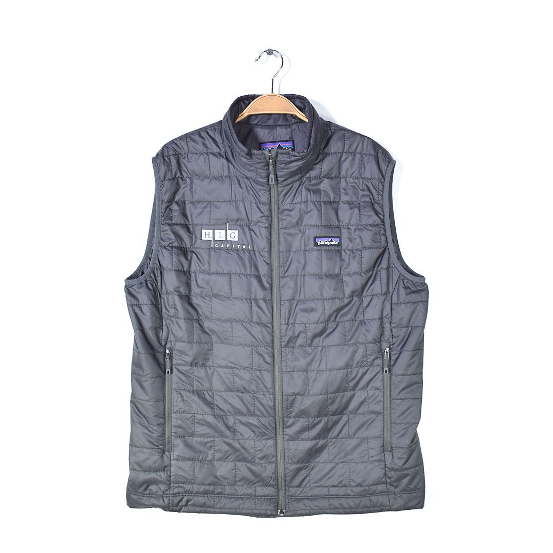 パタゴニア ナノパフベスト 軽量 企業別注 ダークグレー プリマロフト ナイロンベスト PATAGONIA アウトドア メンズL @DD0418