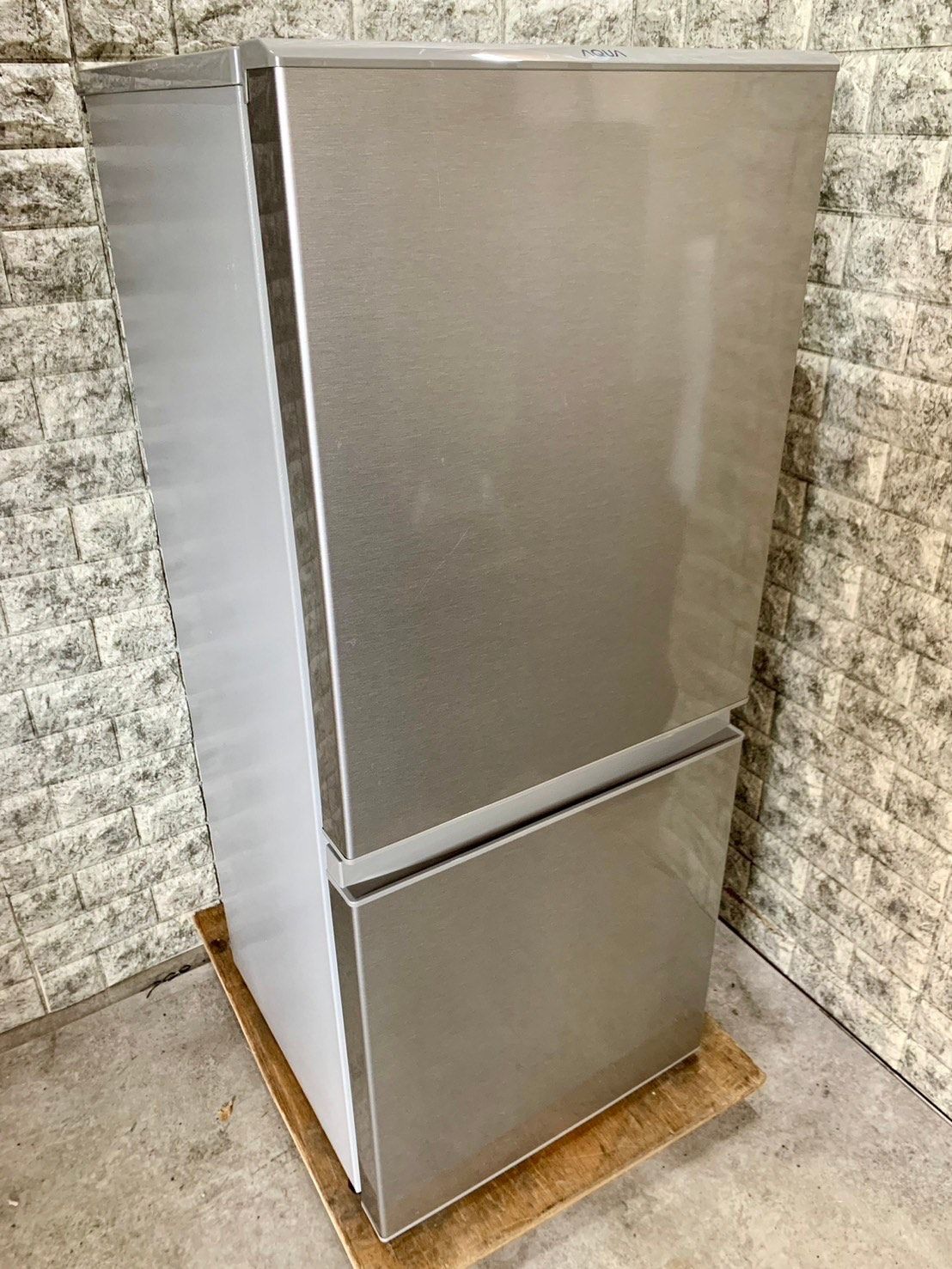 大阪送料無料☆3か月保障付き☆冷蔵庫☆2019年☆アクア☆2ドア☆AQR  