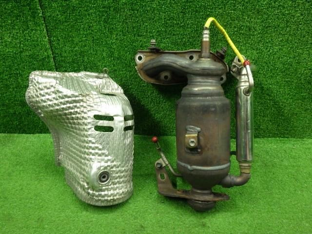 タント DBA-LA610S エキゾーストマニホールド 25051-B2440 9131