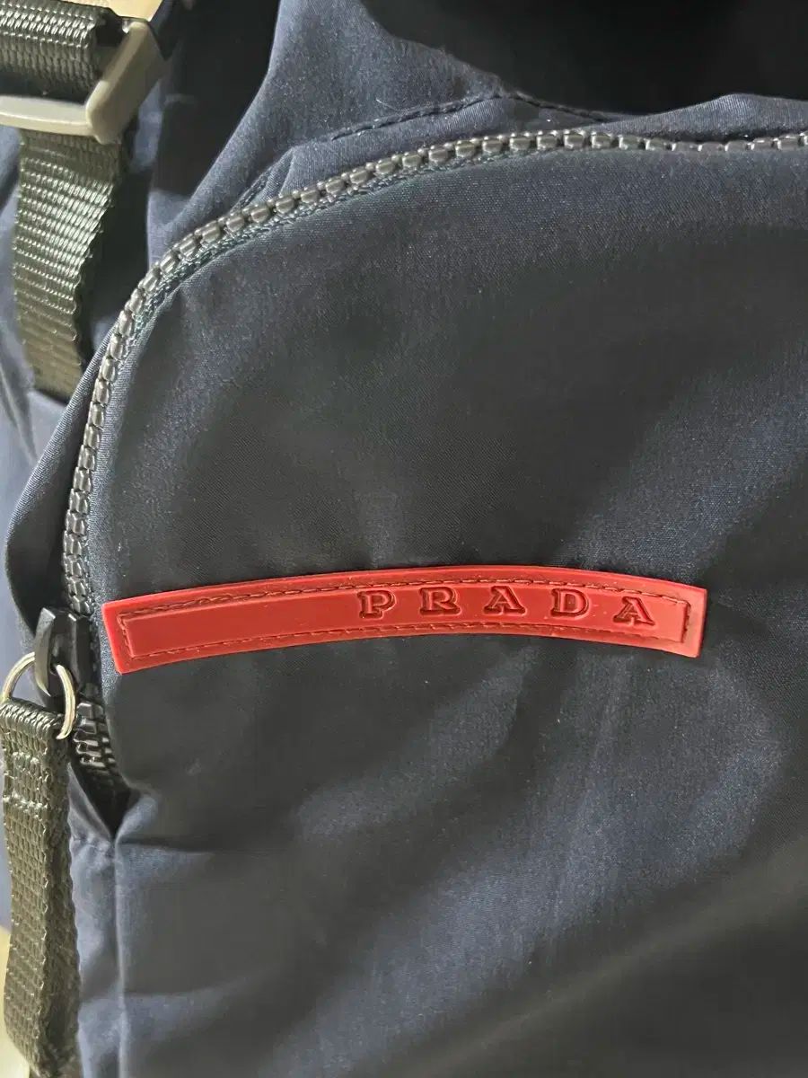 PRADA プラダ