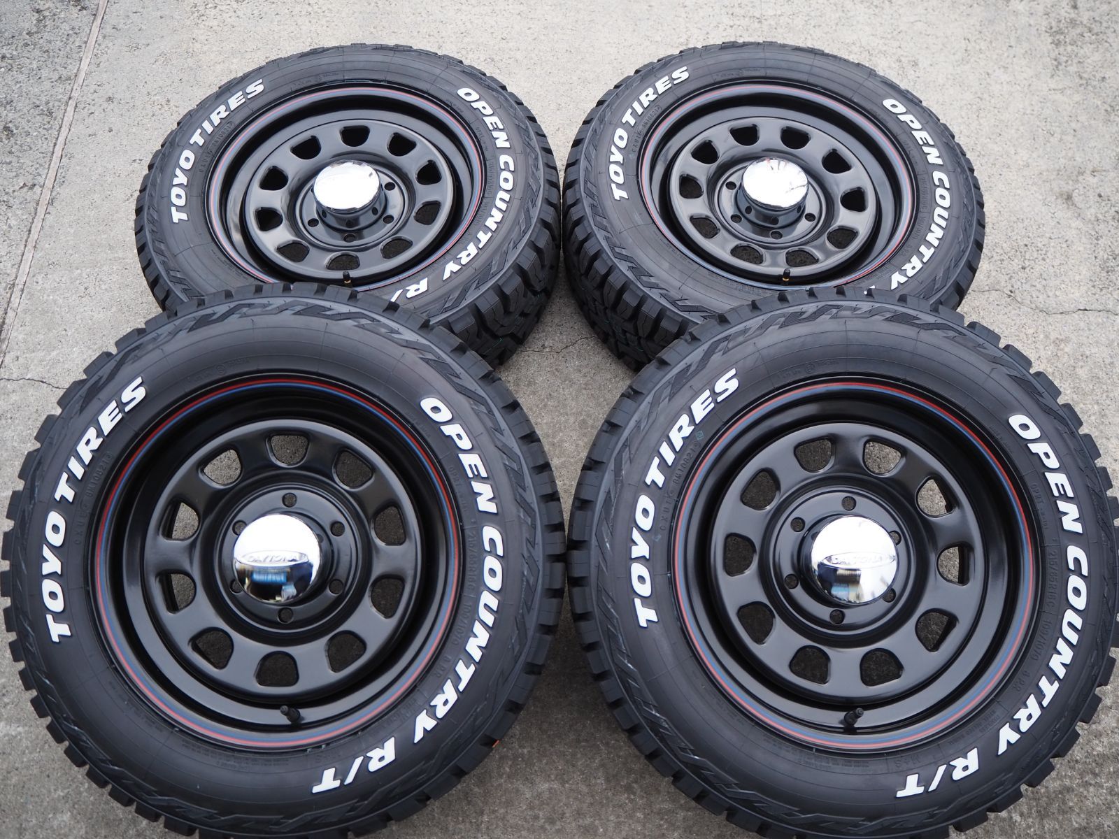 セット ゴツゴツ系 レトロ クラッシック デイトナブラック 16inch 6.5 38 6H139.7 TOYO オープンカントリー ハイエース レジアスエース 200系