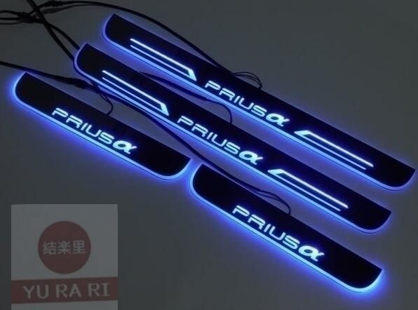 トヨタ Toyota プリウス α スカッフプレート PRIUS LED 青 ブルー 光る 流れる イルミネーション 連動 鏡面 シーケンシャル 4ピース 602