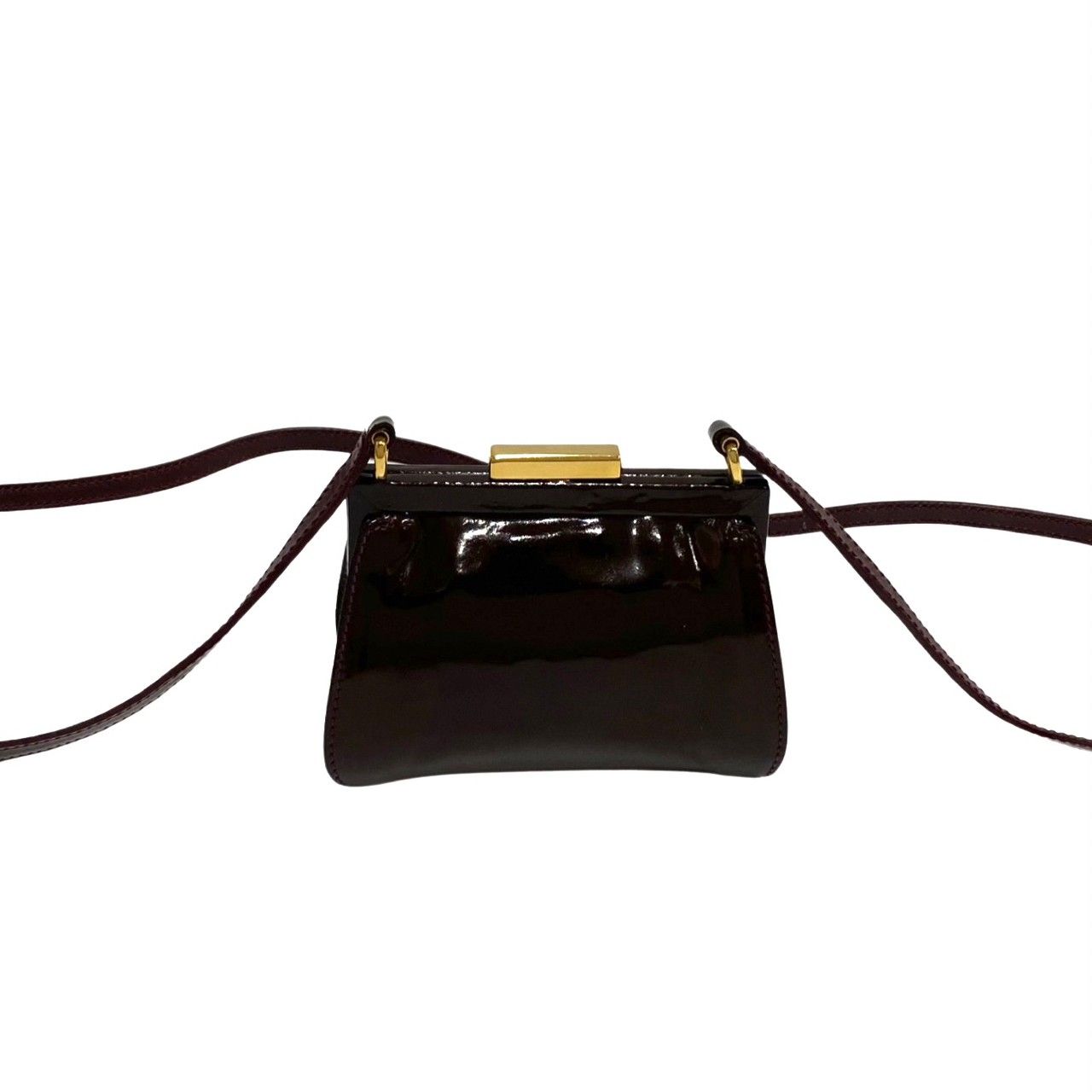 GUCCI ショルダーバッグ　 パテントレザー　 がま口　チェーン　ブラック GUCCI ショルダーバッグ パテントレザー がま口 チェーン ブラック