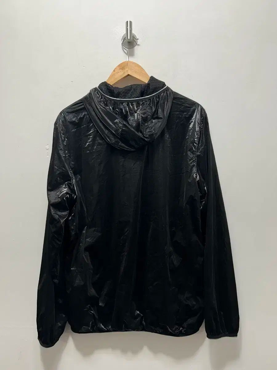 マークアンドロナ 日本