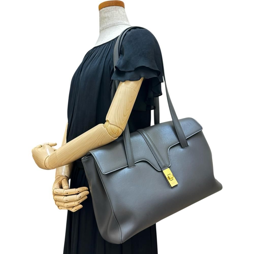 【Celine】ショルダーバッグ Besace 16 グレー レザー ゴールド CELINE/セリーヌ】セーズ ソフト16 ミディアム 195543