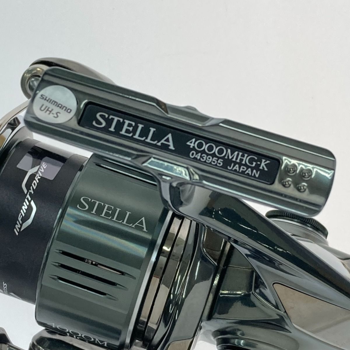 SHIMANO シマノ 22 STELLA ステラ 4000MHG 043955 スピニングリール 箱