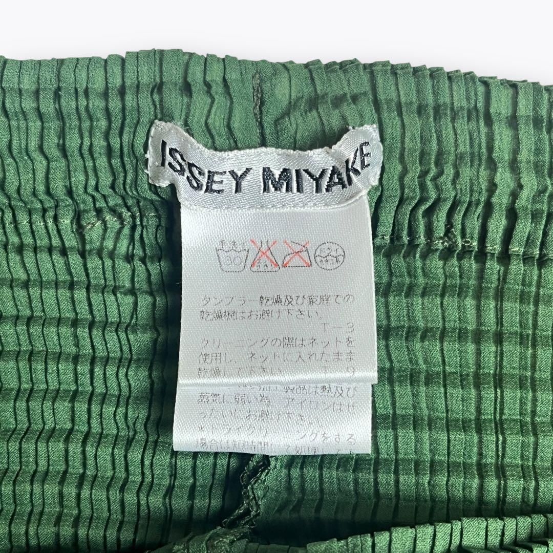 MIYAKE プリーツパンツ