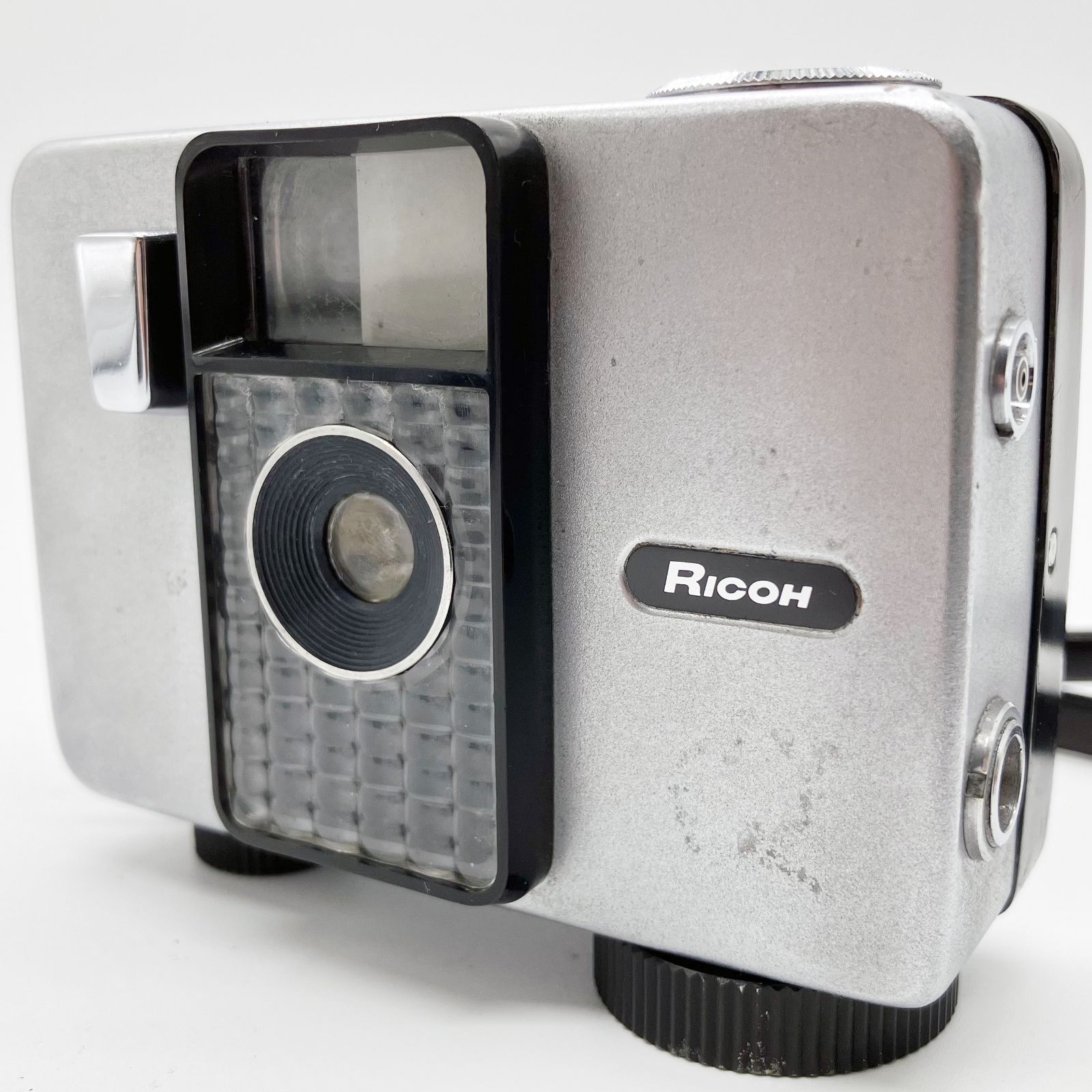 ■RICOH リコー AUTO HALF コンパクトフィルムカメラ F:2.8 28mm
