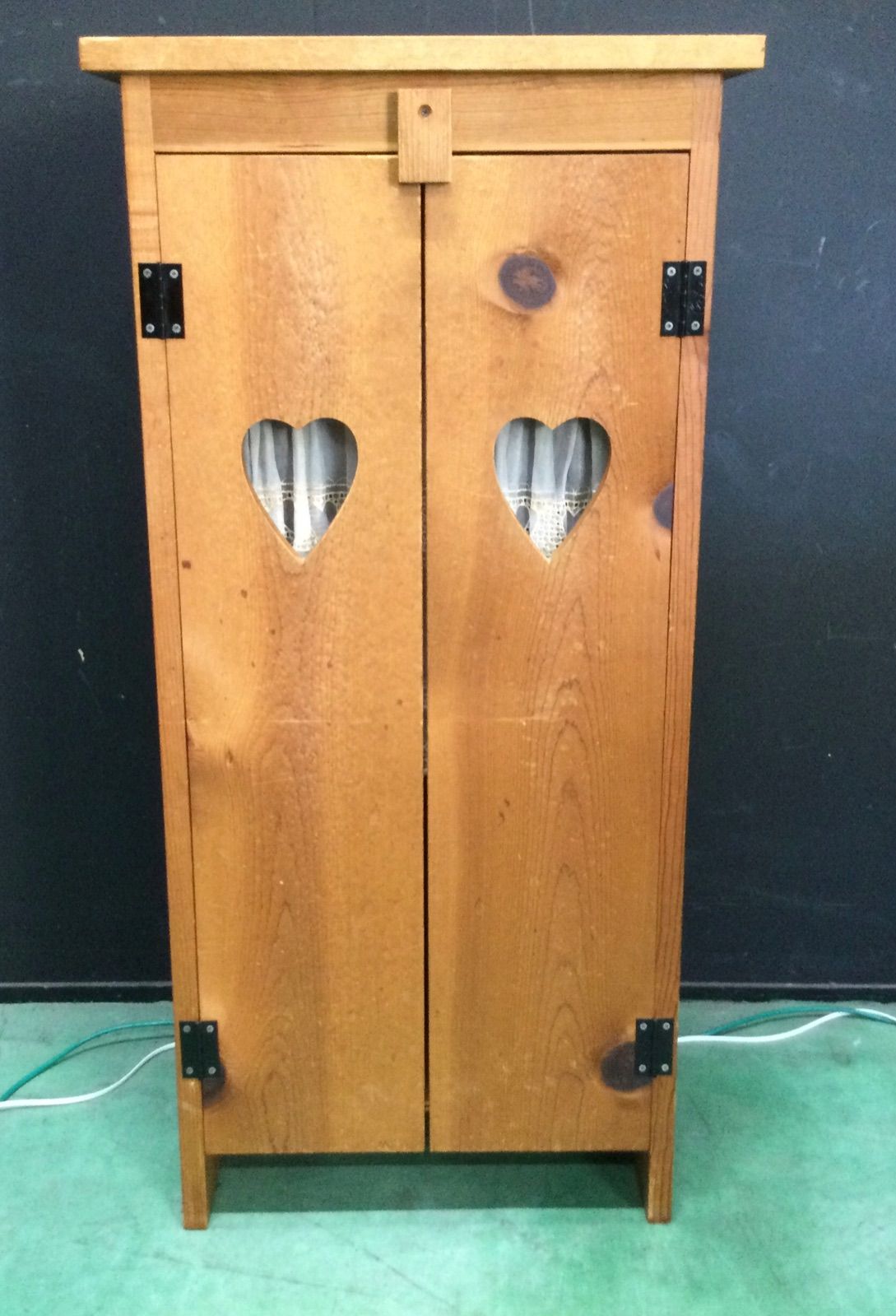 カントリー家具 木製ハート型 キャビネット アメリカンカントリー 収納