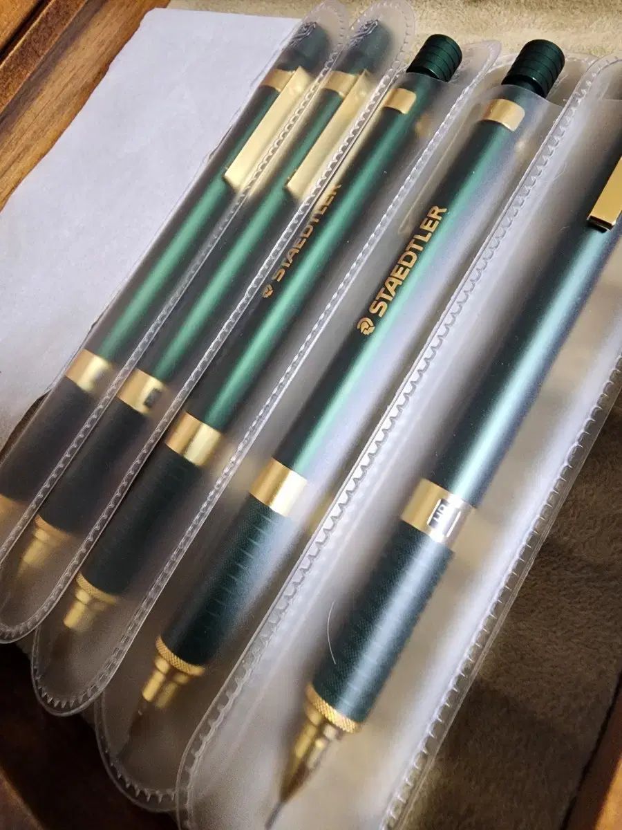 専用 STAEDTLER グリーン シャープペンシル 4点セット 専用 STAEDTLER