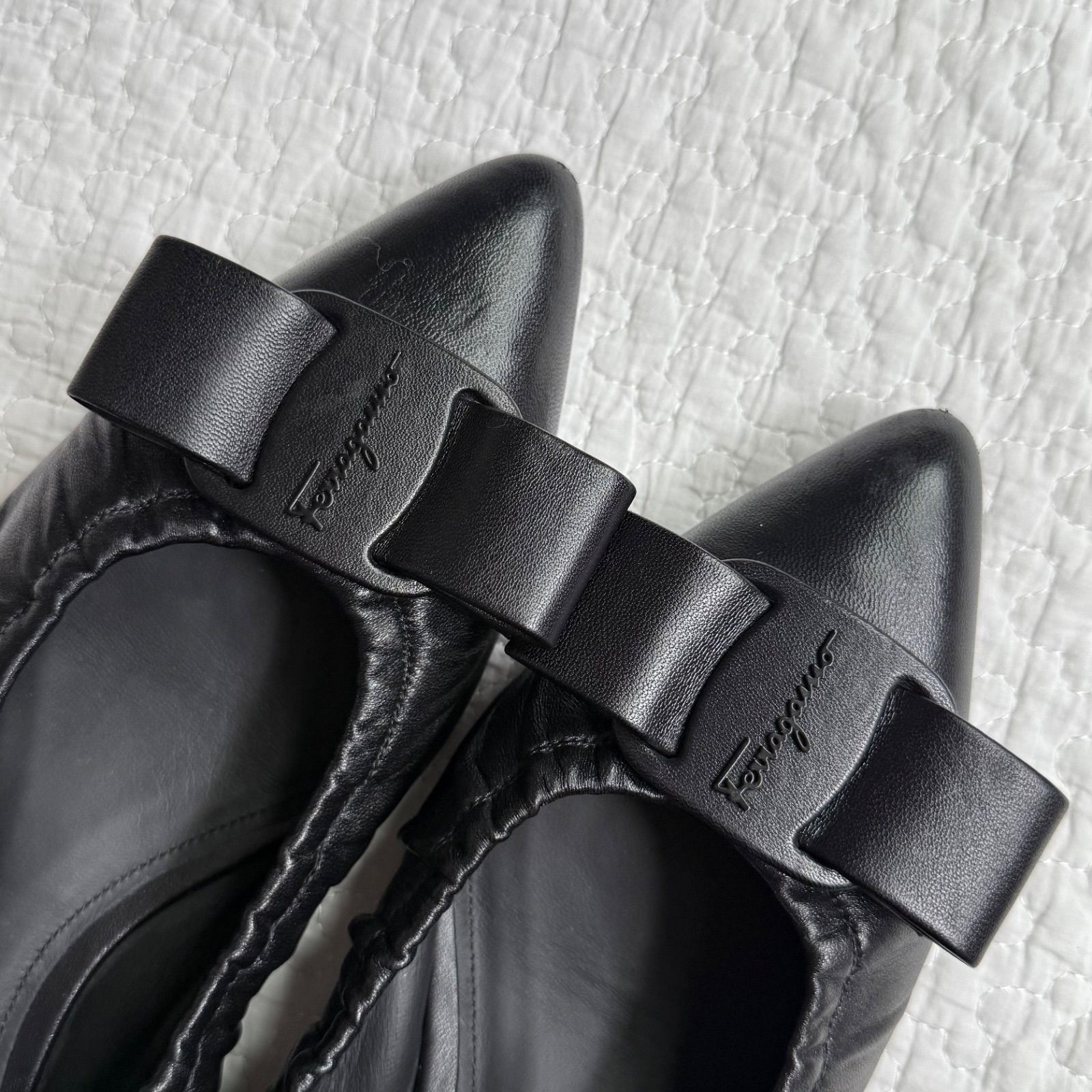 極美品 希少 SalvatoreFerragamo サルヴァトーレフェラガモ VIVA