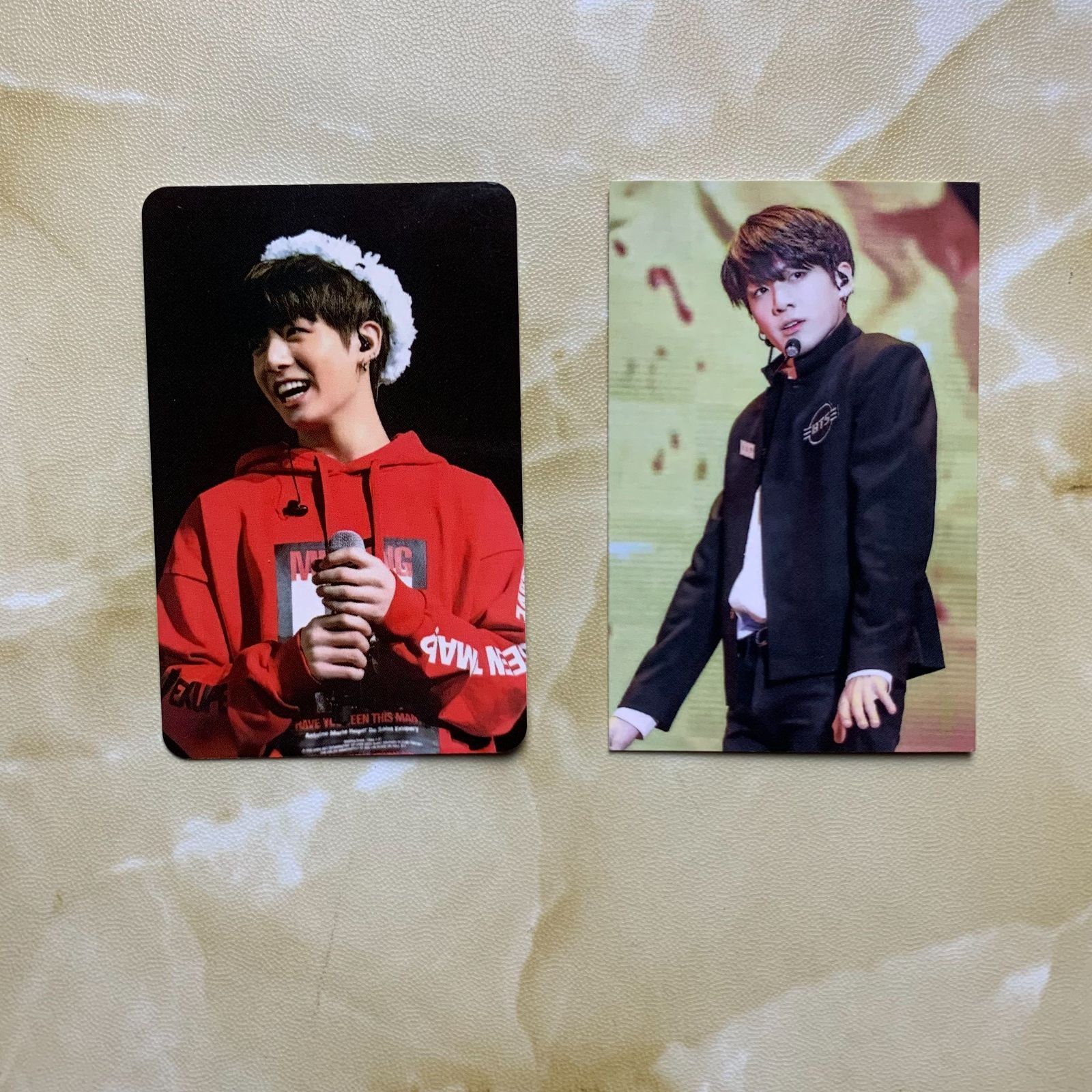 BTS JAPAN OFFICIAL FANMEETING Vol.3 君に届く DVD PHOTO CARDジョングク JUNGKOOK グク BTS 日本ペンミ君に届くDVD と会場 予約特典 トレカ 2枚セット