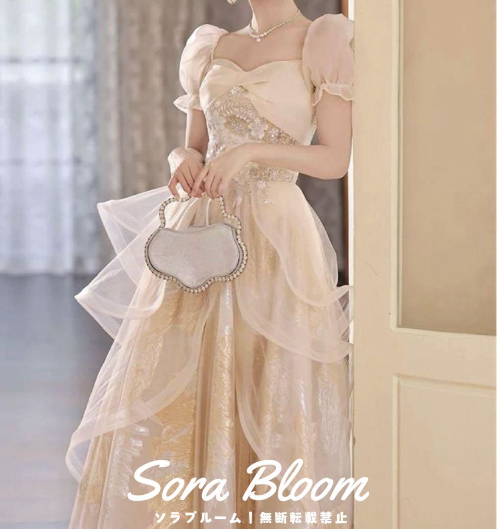 花柄にフリルのスカートが可愛い パフスリーブイブニングドレス 新品 未使用】花柄にフリルのスカートが可愛い パフスリーブ