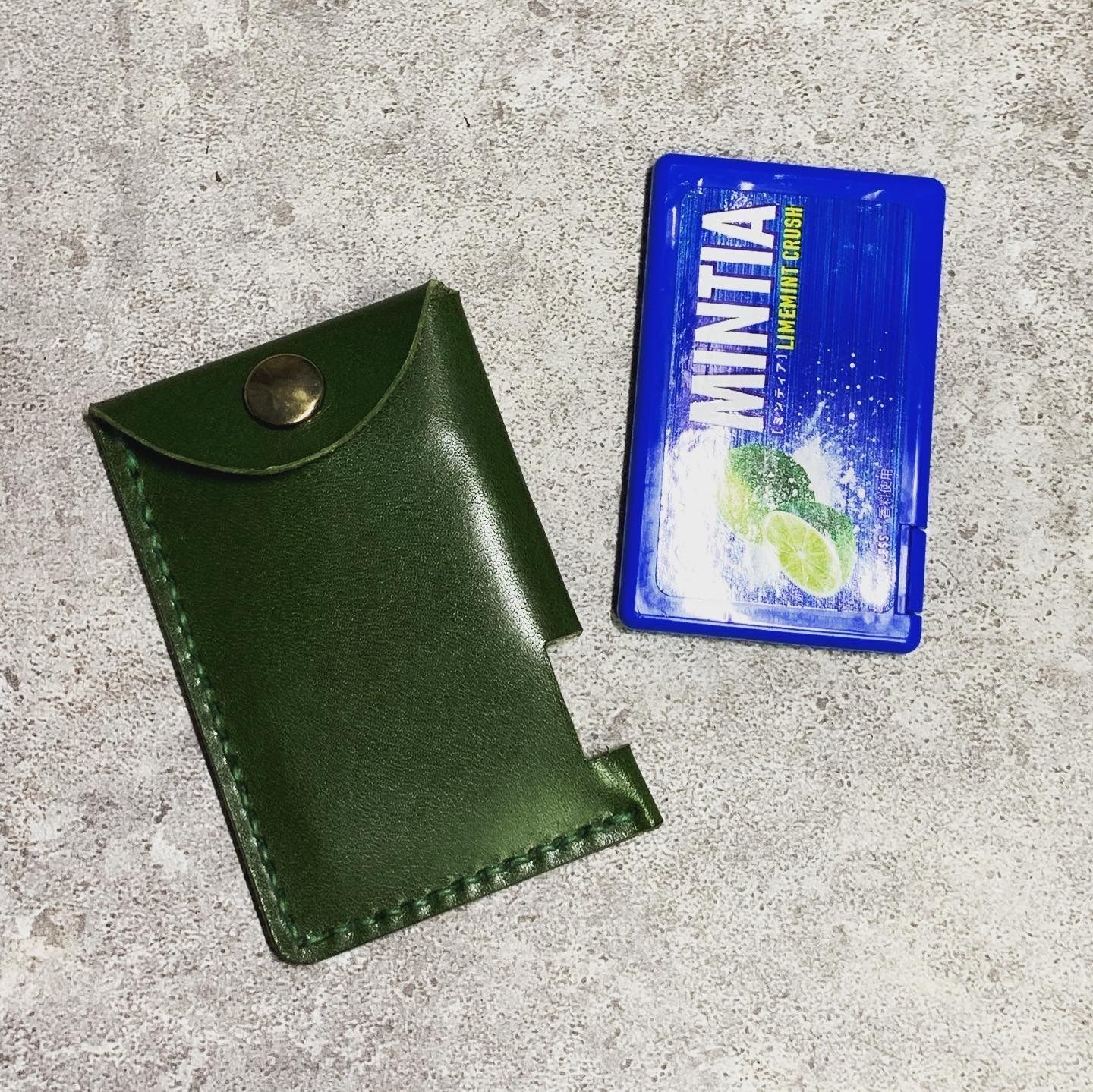 本革　ミンティアケース  ヌメ革