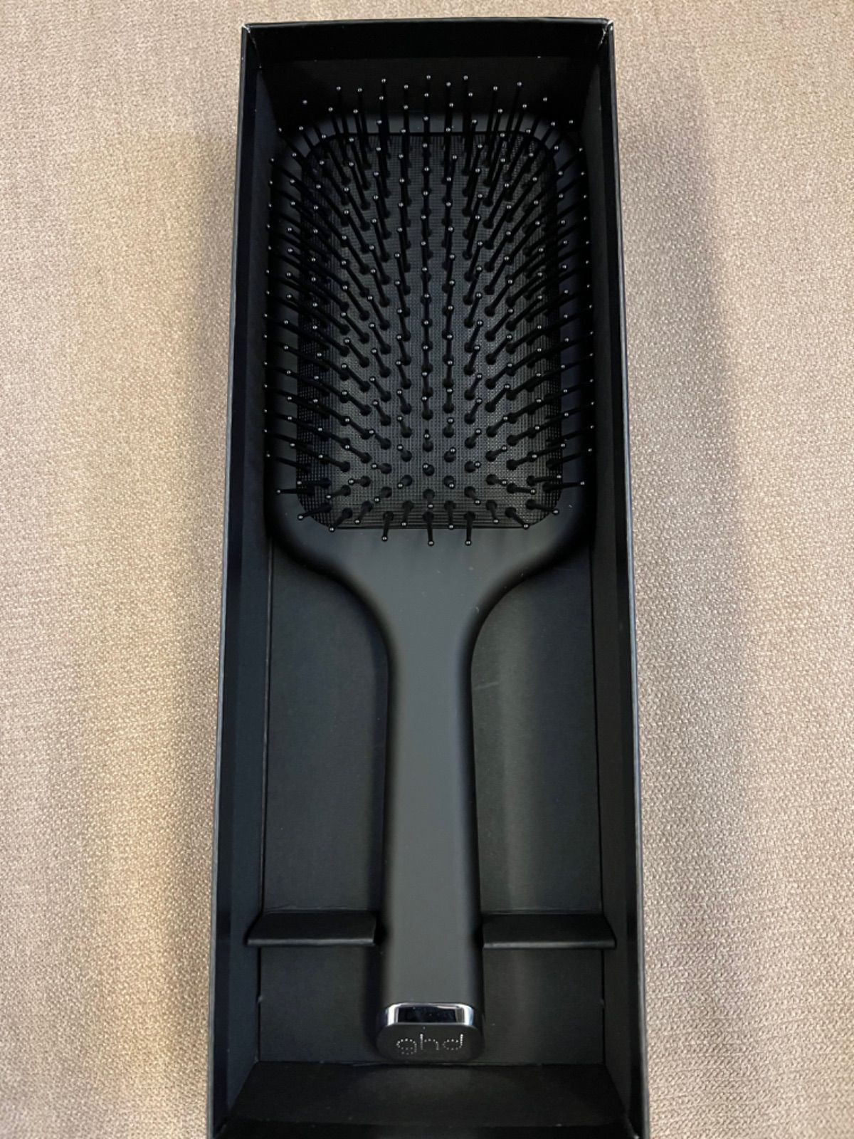 ghd - Good Hair Day パドル　ブラシ　ブラック　日本未上陸 ghd - Good Hair Day パドル ブラシ ブラック 日本未上陸 - メルカリ