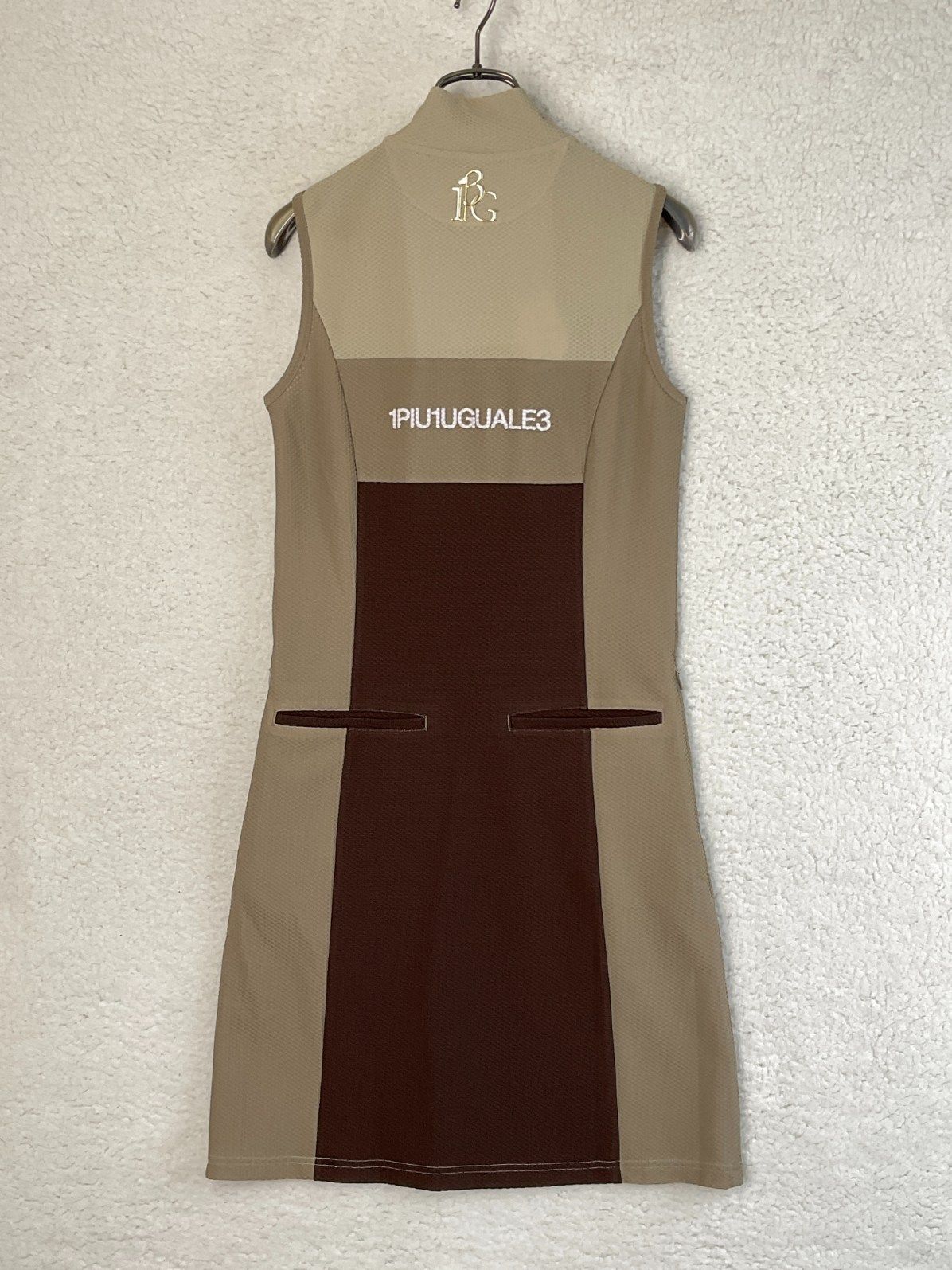 在庫一掃セール】1PIU1UGUALE3(ウノピゥウノウグァーレトレ)バイザー