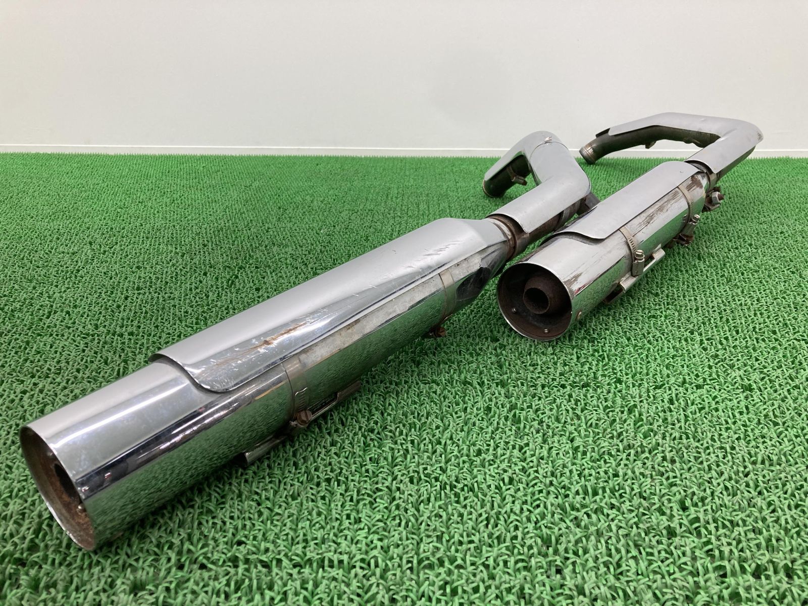 FXDB1580 マフラー 64757-09 ハーレー 純正 中古 バイク 部品 ダイナ