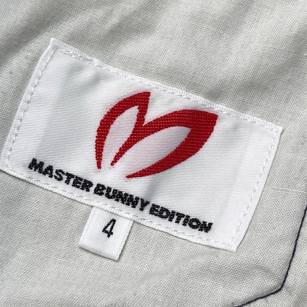 サイズ：4 MASTER BUNNY EDITION マスターバニーエディション  ストレッチパンツ  ホワイト系 [240101423590] ゴルフウェア メンズ ストスト サイズ：4 MASTER BUNNY EDITION マスターバニーエディション