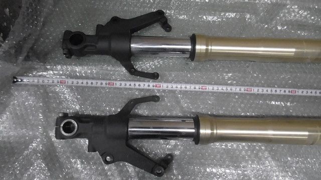 YZF-R1 JYARN の フロントサスペンション 1757556128