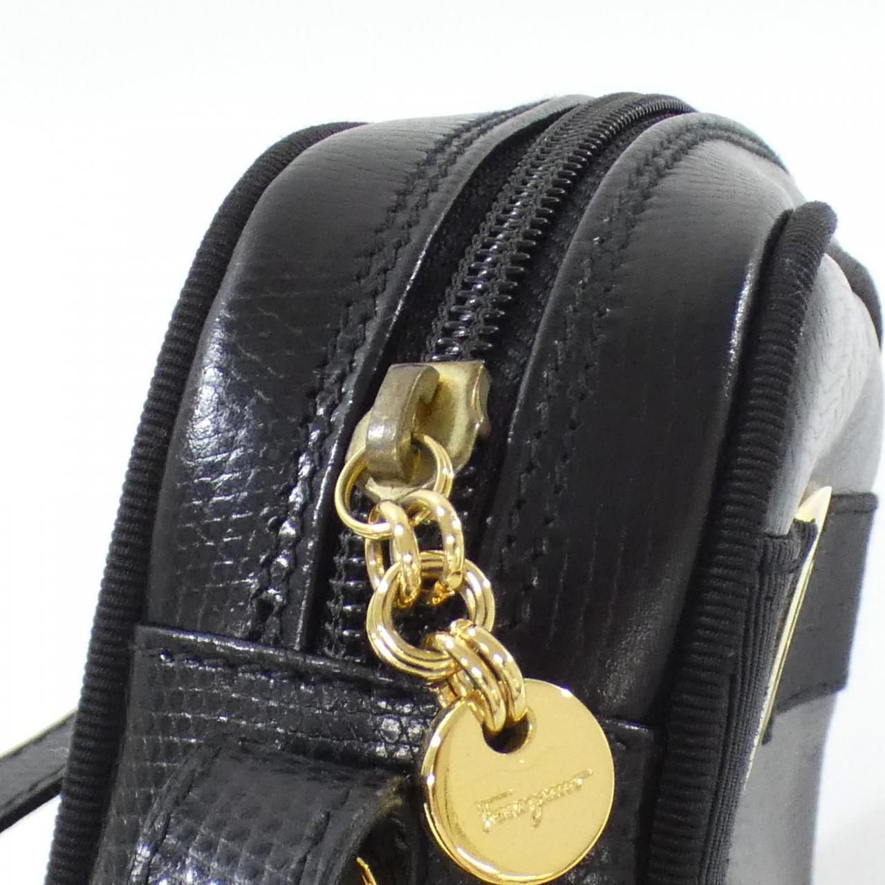 Salvatore Ferragamo ショルダー バッグ D 21 3096 楽天市場】フェラガモ ショルダーバッグ ヴァラ 21 3096