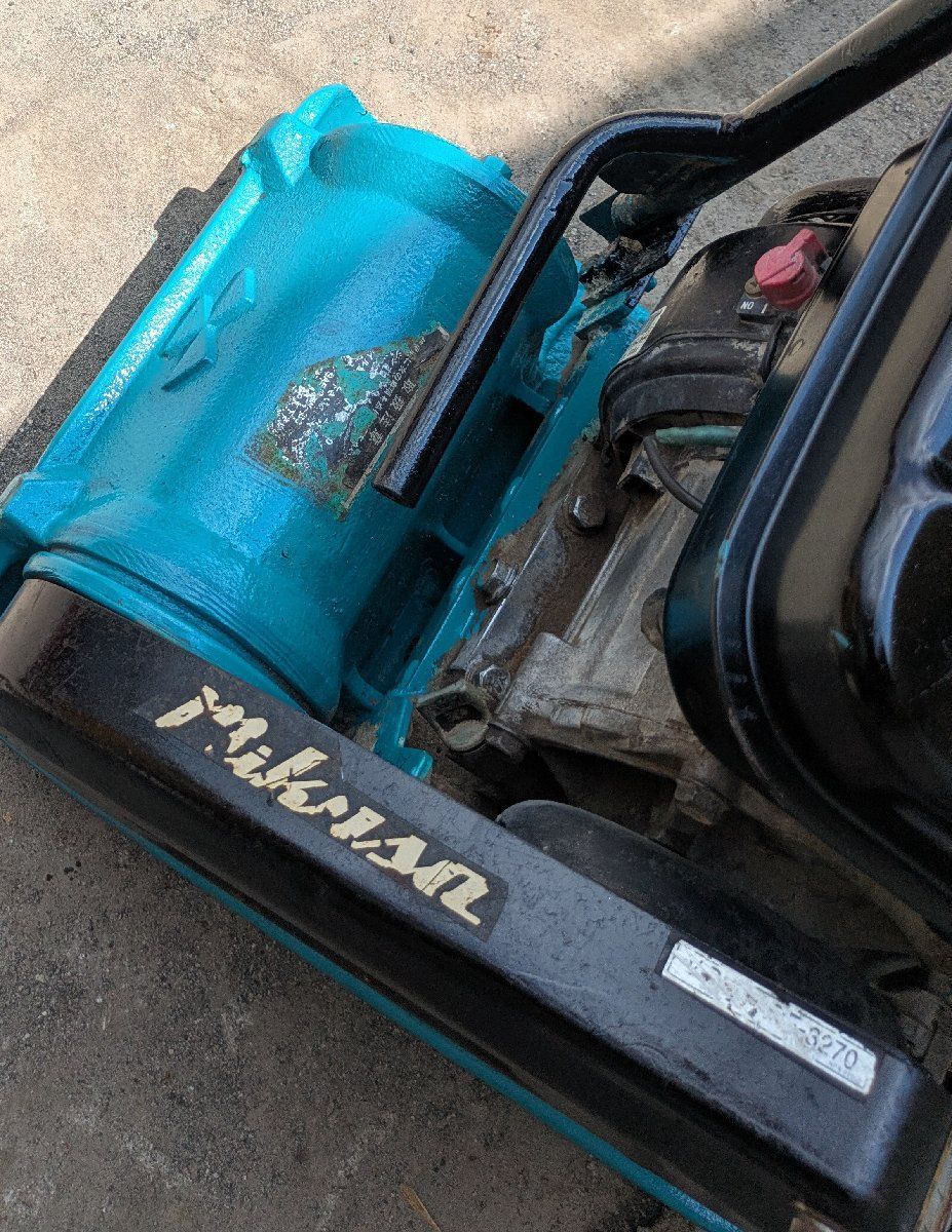 鹿児島発 三笠産業 4サイクルガソリンエンジン プレートランマー MVC