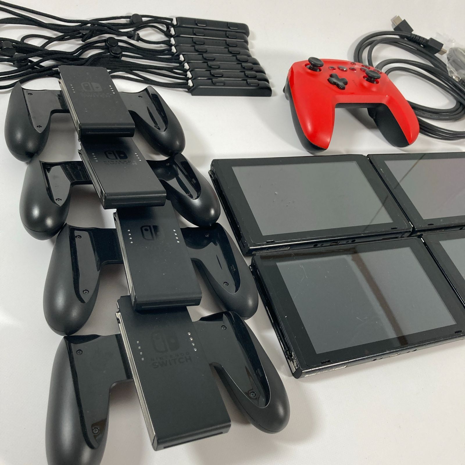 【ジャンク品】Switch本体+周辺機器4点セット ジャンク品】Nintendo Switch 本体×4台セット＋サイバー