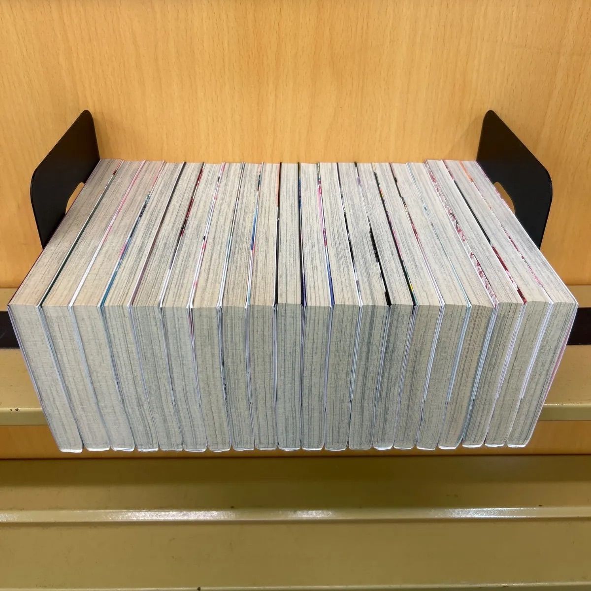 バラ色の聖戦　1〜20巻　全巻　こやまゆかり　中古品 バラ色の聖戦 1〜20巻 ◇ 全巻セット ⭐︎ こやまゆかり - メルカリ