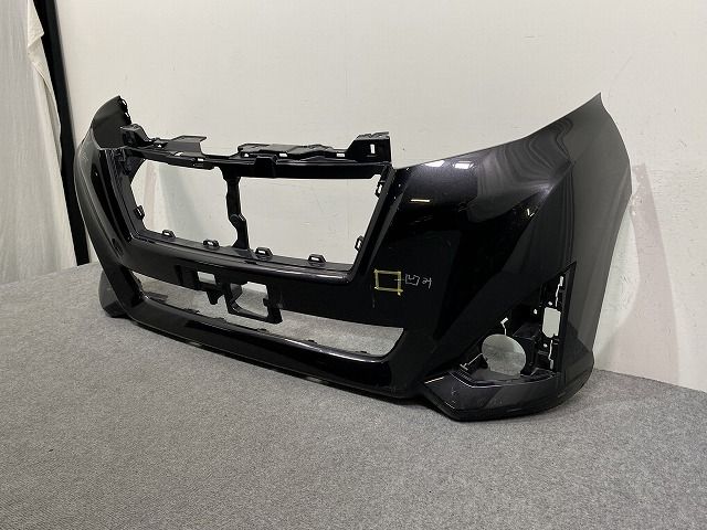ルーミー M900A/M910A 純正 前期 フロント バンパー 52119-B1350/60