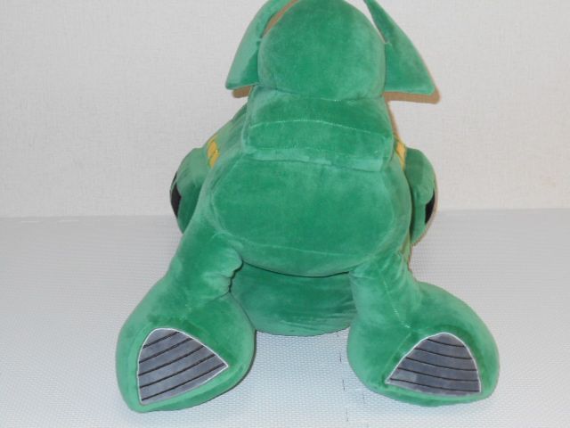 機動戦士ガンダム ひとやすみ戦艦クッション シャア専用 ムサイ タグ付