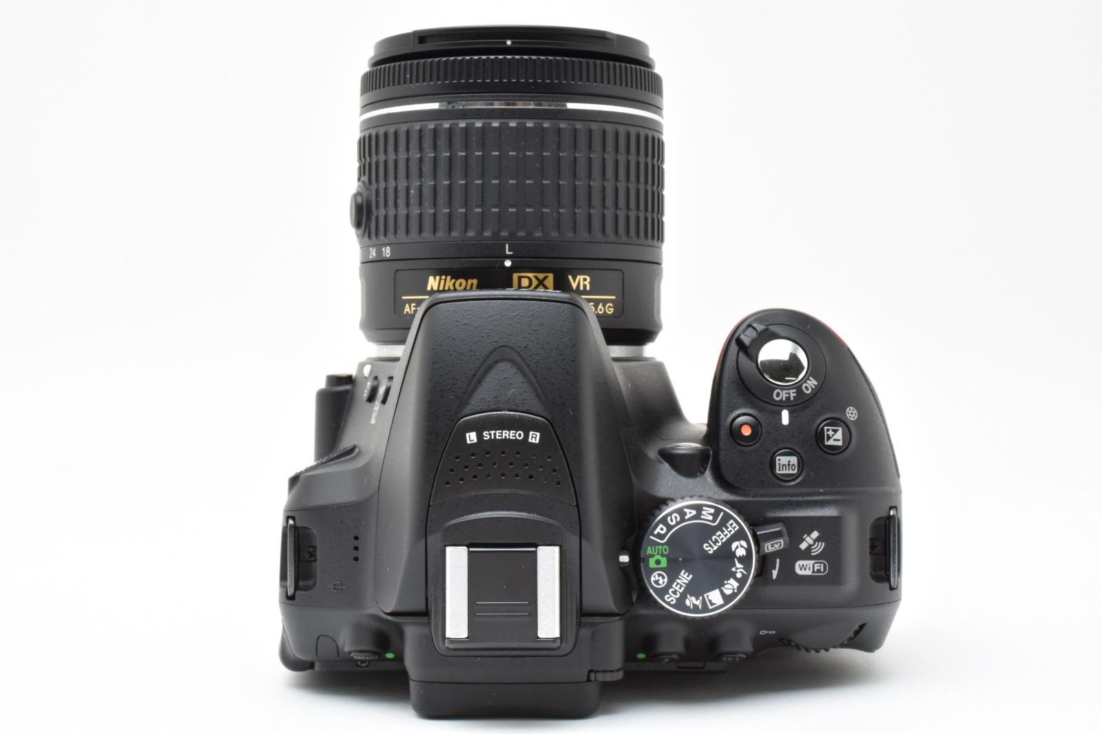Nikon D5300 ダブルズームキット ブラック Wi-Fi付き Wi-Fi機能搭載
